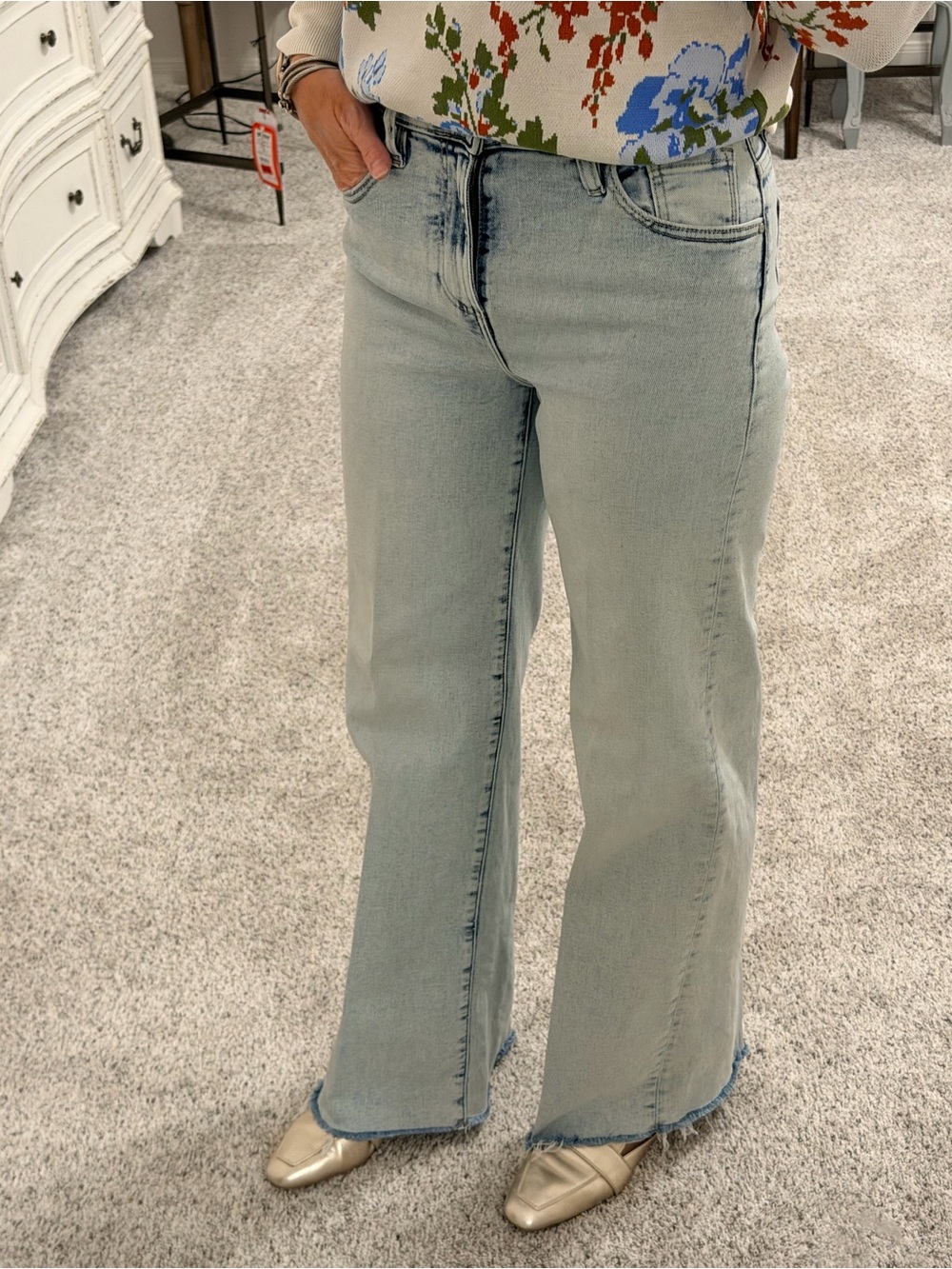 Risen Light Wash Wide-Leg Women’s Jeans size 3/26